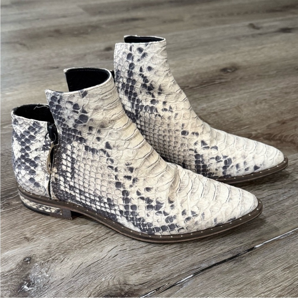 FREDA SALVADOR West Leather Double Zip Ankle Boot Black White Python Snake 6